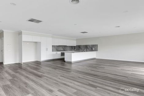 Property photo of 17 Hollyhock Road Craigieburn VIC 3064