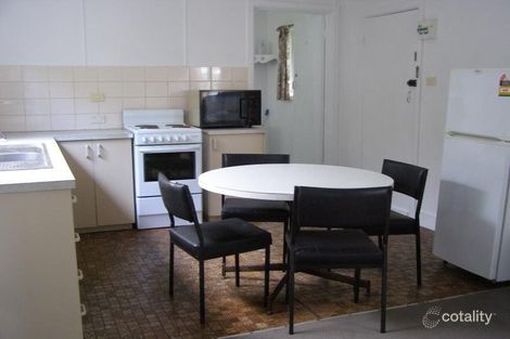 Property photo of 2/11 Great Ocean Road Marengo VIC 3233