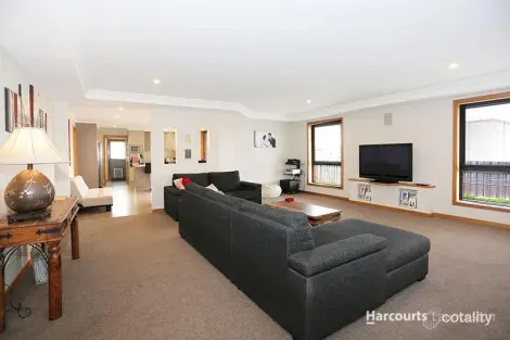 Property photo of 11 Dafnis Drive Newnham TAS 7248