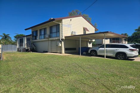 Property photo of 2 Andrew Place Emerald QLD 4720