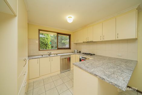 Property photo of 6 Heard Close Berwick VIC 3806
