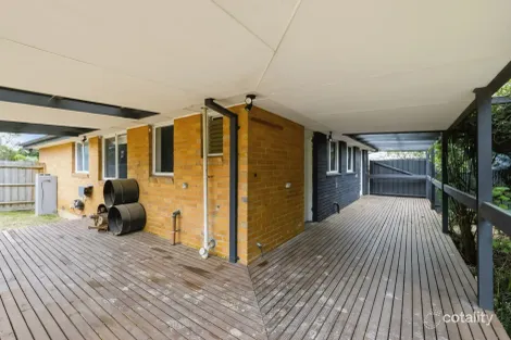 Property photo of 99 McKell Avenue Sunbury VIC 3429