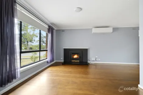 Property photo of 99 McKell Avenue Sunbury VIC 3429
