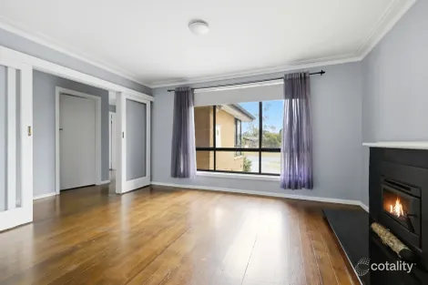 Property photo of 99 McKell Avenue Sunbury VIC 3429