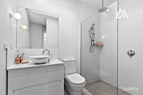 Property photo of 50 Jasper Terrace Frankston VIC 3199