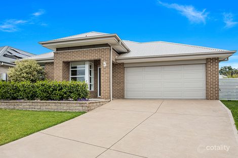 Property photo of 5 Wingello Crescent Tullimbar NSW 2527