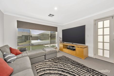 Property photo of 55 Pinehurst Loop Meadow Springs WA 6210