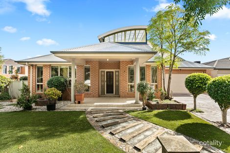 Property photo of 8 Lonsdale Court Caroline Springs VIC 3023
