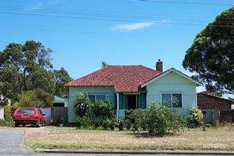 5 Bevan St, Orana, WA 6330