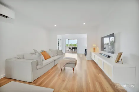 Property photo of 18 Tallaroon Street Jindalee QLD 4074