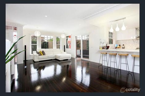 Property photo of 1/1 Ardmillan Road Moonee Ponds VIC 3039