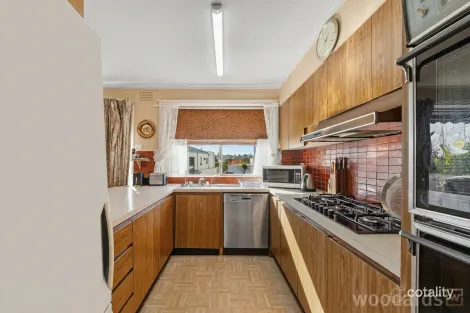 Property photo of 158 Mascoma Street Strathmore VIC 3041