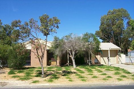 3 Pendragon Ct, Camillo, WA 6111