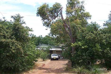 64 Lyndhurst Rd, Kalamunda, WA 6076