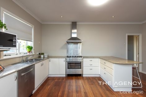 Property photo of 145 Kitchener Road Alfred Cove WA 6154