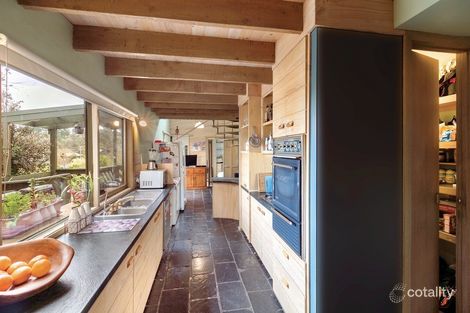 Property photo of 24 Pindari Drive Mount Clear VIC 3350
