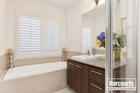 Property photo of 6 Limerick Road Cranbourne East VIC 3977