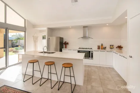 Property photo of 31 Pinehurst Crescent Dunsborough WA 6281