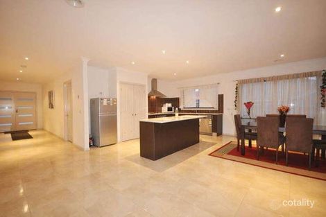 Property photo of 7 St Ives Place Craigieburn VIC 3064