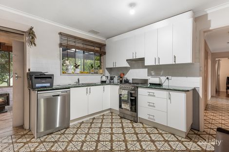 Property photo of 90 Glenfern Road Ferntree Gully VIC 3156
