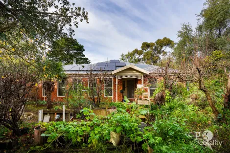 2a Hornsby St, Maldon, VIC 3463