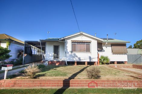 Property photo of 17 Mount Austin Avenue Mount Austin NSW 2650