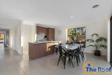 Property photo of 48 Lone Pine Square Bacchus Marsh VIC 3340