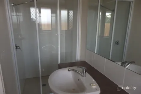 Property photo of 3 Nike Court Wulkuraka QLD 4305