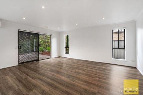 Property photo of 27 Hatfield Place Deer Park VIC 3023