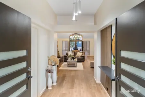 Property photo of 43 Shamrock Court Chuwar QLD 4306