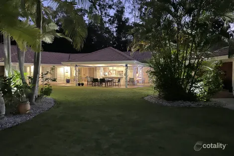 3 Habitat Pl, Noosa Heads, QLD 4567