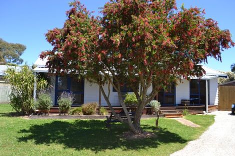 11 Nation Ct, Inverloch, VIC 3996