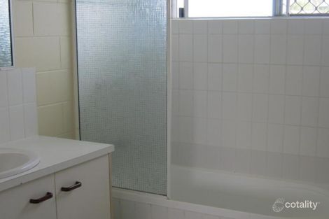 Property photo of 56 Robert Road Bentley Park QLD 4869