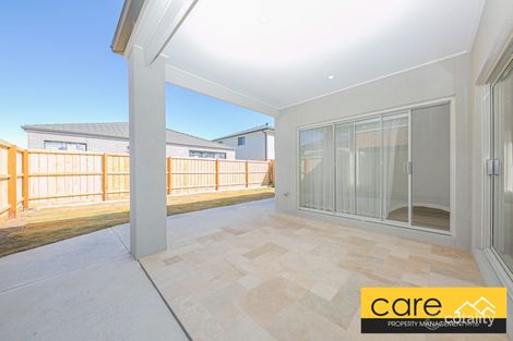 123 Smiths Lane, Clyde North, VIC 3978