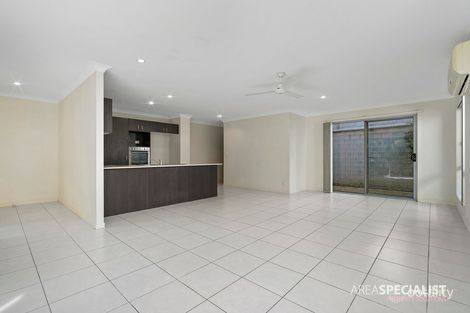 Property photo of 3/2 Bundy Court Pimpama QLD 4209