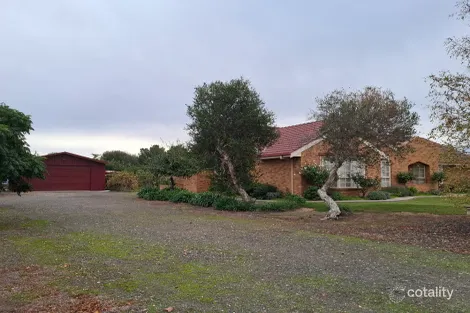 Property photo of 22 Walnut Avenue Horsham VIC 3400
