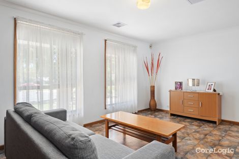 Property photo of 20 Lynn Place Hackham SA 5163
