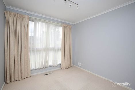 Property photo of 5 Snowden Drive Glen Waverley VIC 3150