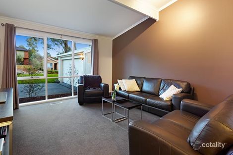 Property photo of 43 Dandallo Drive Eltham VIC 3095