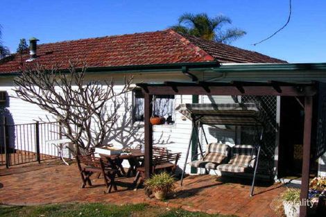 Property photo of 2 Comber Crescent Pendle Hill NSW 2145