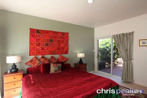 Property photo of 2 Barber Court Berwick VIC 3806