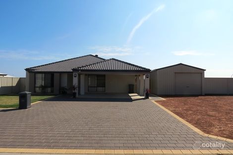 23 Colonen St, Wandina, WA 6530
