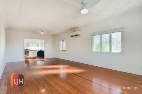 Property photo of 61 Maggs Street Wavell Heights QLD 4012