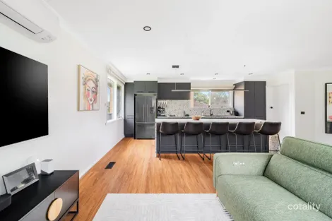 Property photo of 2 Pavey Court Macleod VIC 3085