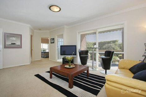 Property photo of 4 Hilledge Lane Mooroolbark VIC 3138
