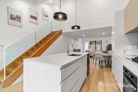 5/14 Athelstane Gr, Ivanhoe, VIC 3079