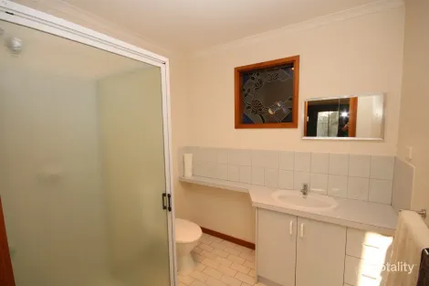 Property photo of 65 Jeffrey Street Elmore VIC 3558