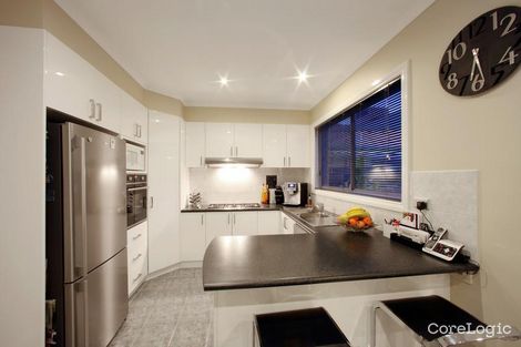 Property photo of 2 Yvette Drive Rowville VIC 3178