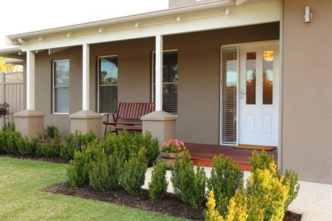 Property photo of 1 Gillings Parade Wattle Grove WA 6107