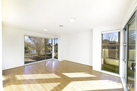 Property photo of 1/30 Tom Nicholas Crescent Forde ACT 2914